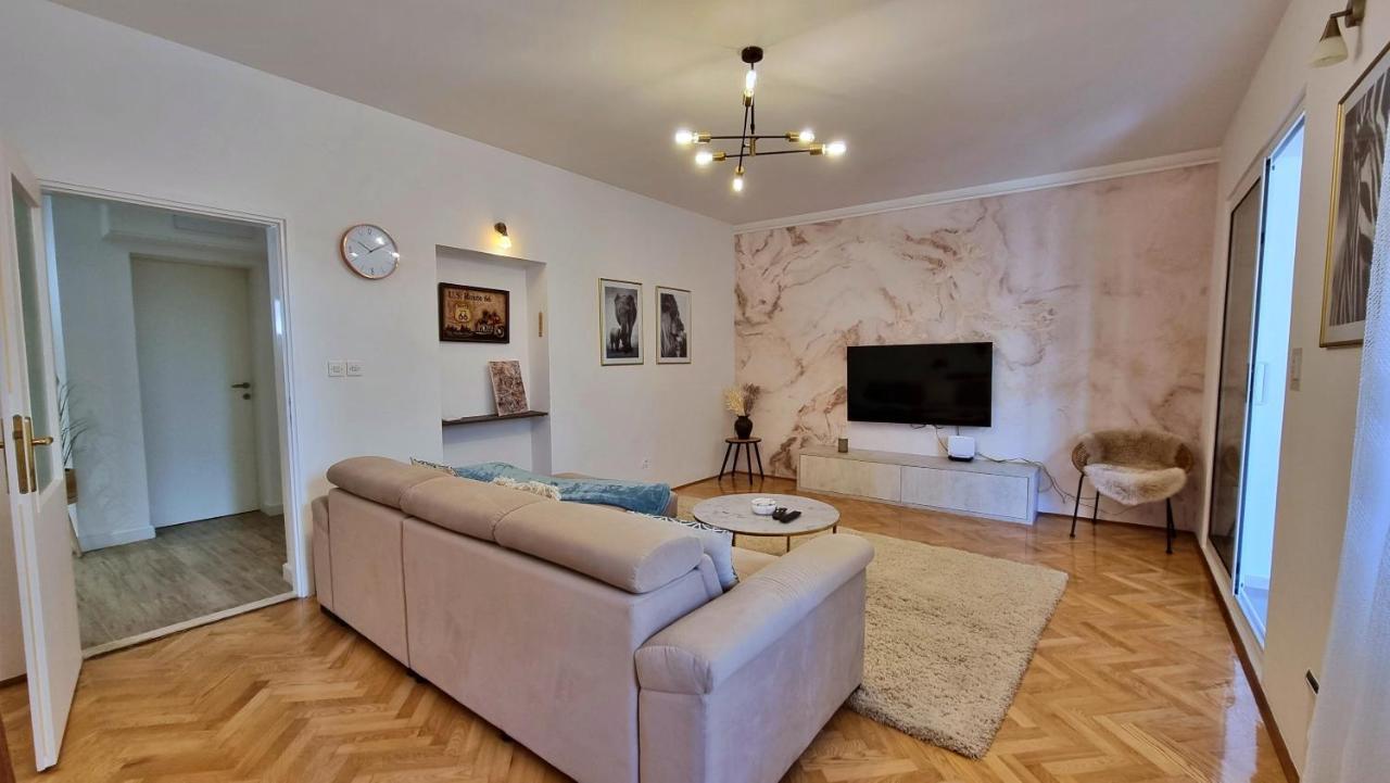 Apartment Hana Omiš Zewnętrze zdjęcie