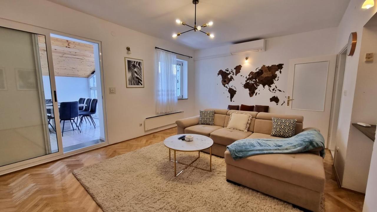 Apartment Hana Omiš Zewnętrze zdjęcie