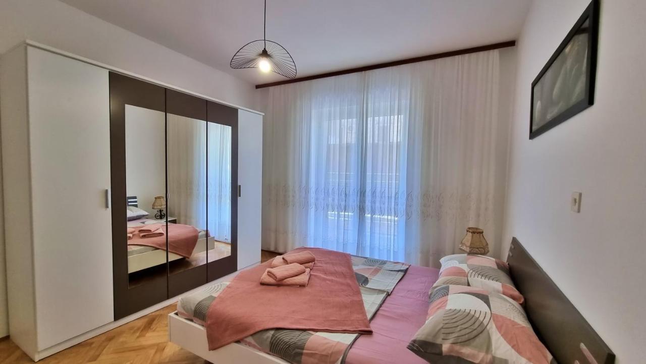 Apartment Hana Omiš Zewnętrze zdjęcie
